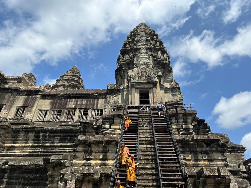 Private Angkor Sunrise Tour by Air-conditioned Vehicle - Frequently Asked Questions