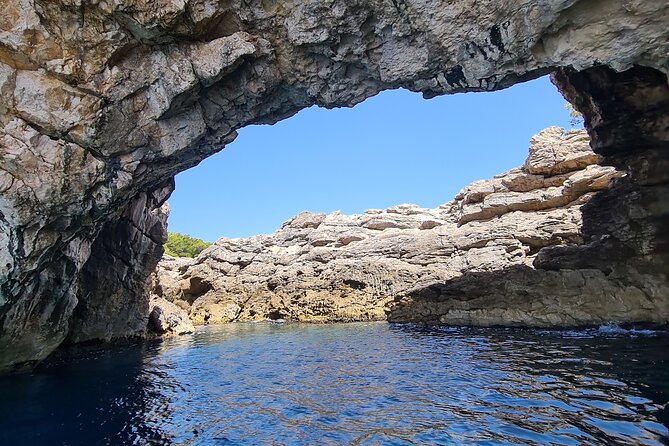 Private Boat Tour to Elafiti Islands and South Part of Mljet 8h. ALL INCLUDED - Meeting and Pickup