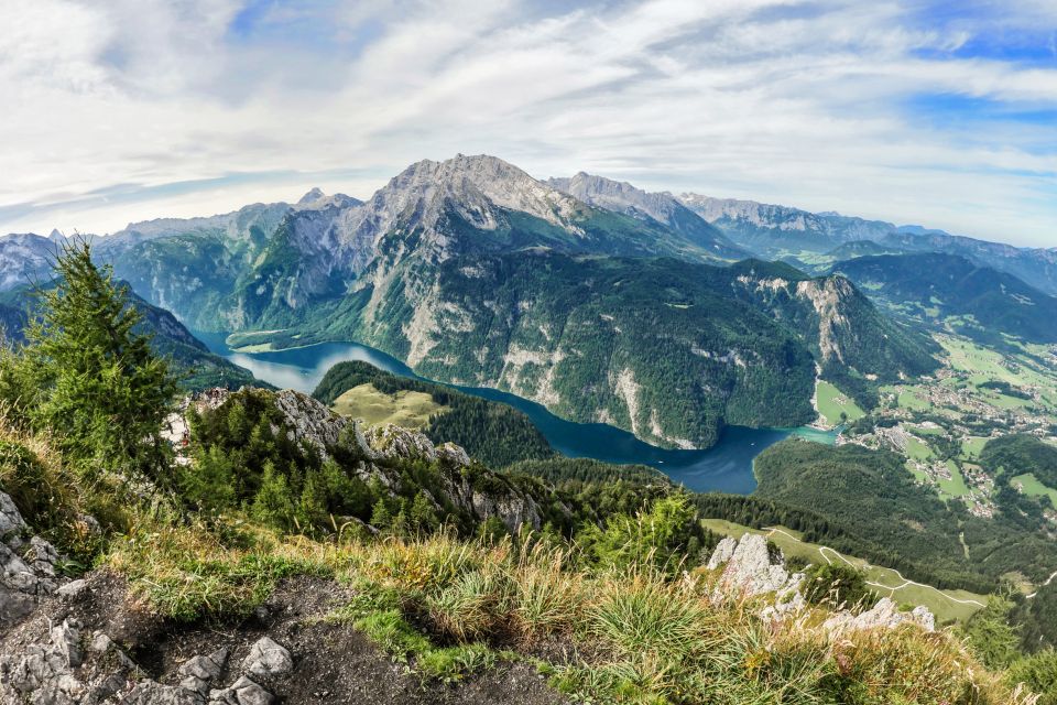 Private Eagles Nest and Salt Mines Tour From Salzburg - Transportation and Guide Services