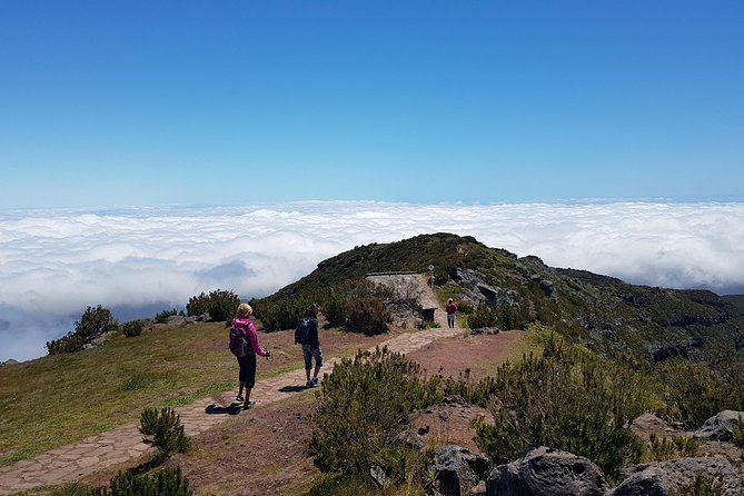 Private Guided Sunrise Pico Areeiro – Pico Ruivo Walk - Route and Trail Navigation