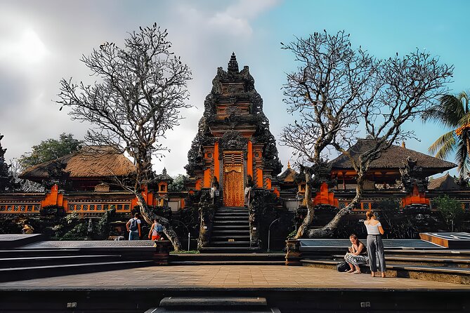 Private Half-Day Tour: The Best Ubud Half Day Trip Packages - Discovering Puri Saren Palace