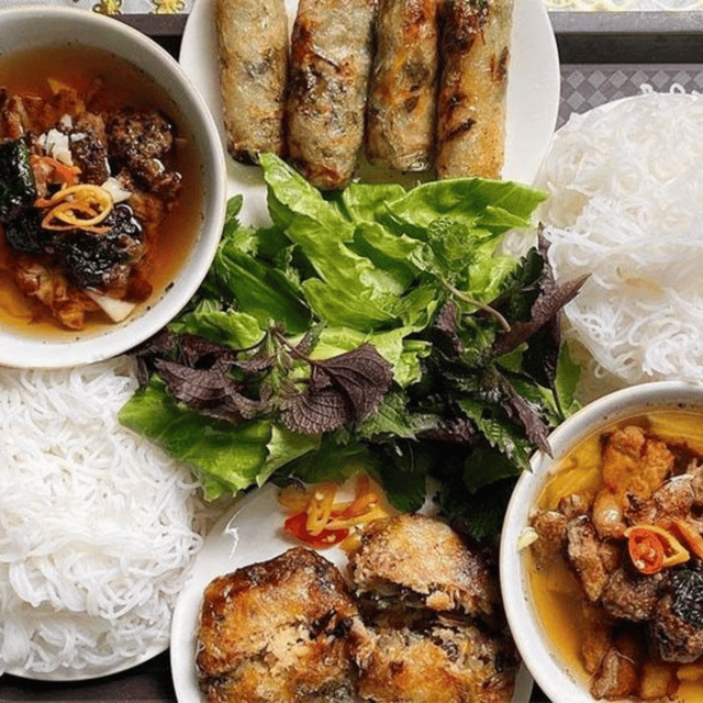 [Private] Hanoi Food Tour With Train Street Visit - Experience Features