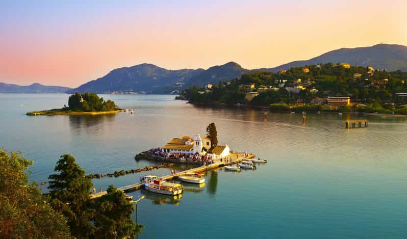 Private Sunset Tour Around Corfu Town With Victoria Boat - Boat Specifications