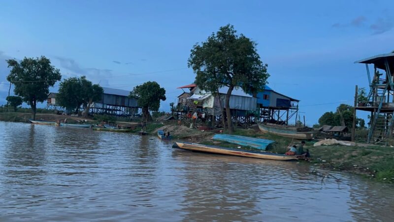 Private Tour Beng Mealea and Kompong Phluk Flooded Village - Exploring Kompong Phluk Village