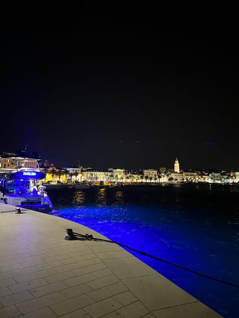 Private Transfer From Zagreb to Split or Split to Zagreb - Vehicle and Comfort Features