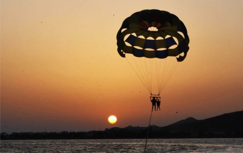 Puerto Del Carmen: 10-Minute Parasailing Expereince - Safety Considerations