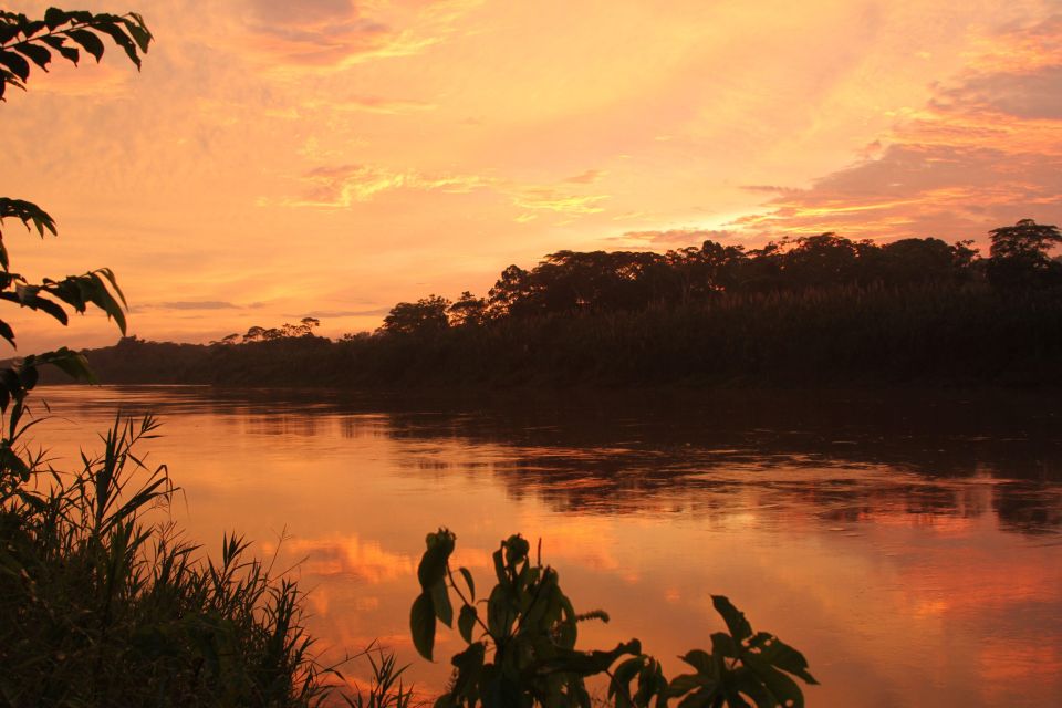 Puerto Maldonado: Sunset Boat Ride in the National Reserve - What to Expect on the Tour