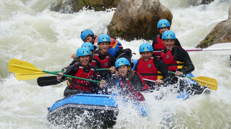 Pyrenees: Rafting in the Kingdom of the Mallos - Meeting Point and Transport