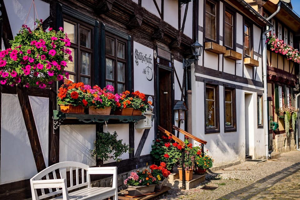 Quedlinburg: Guided City Walk - Highlights Tour (Private) - Itinerary Details