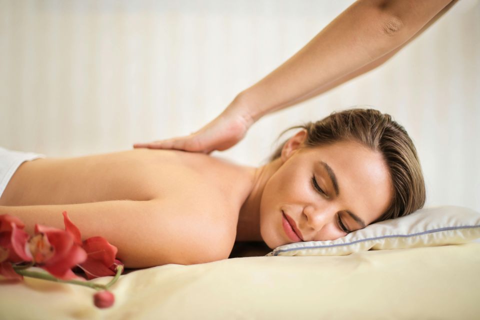 Relaxing Massage With Volcanic Stones - Massage Details