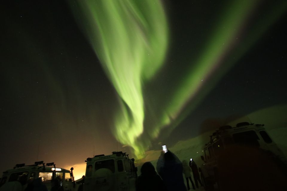 Reykjavik: Northern Lights Experience by Superjeep - Booking Process