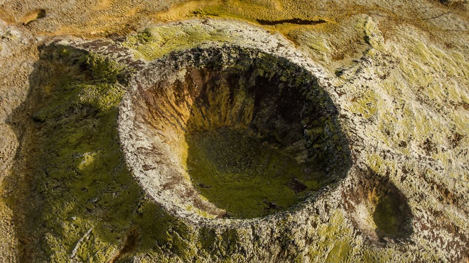 Reykjavik: Volcanic Craters Fly Over Tour by Helicopter - Flight Details