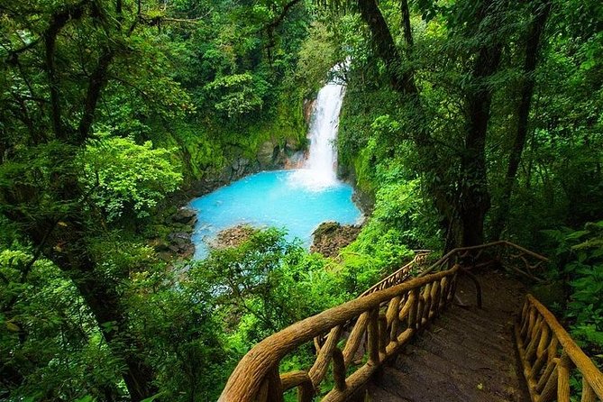 Río Celeste-Tenorio Volcano and Sloth Watching Tour From Guanacaste - Park Fees and Entry