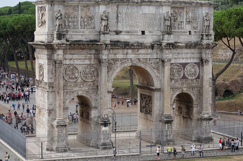 Roma: Special Early Morning Visit to the Arena of Colosseum - Experience Details