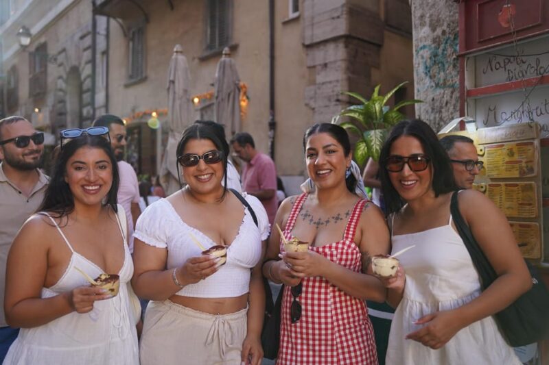 Rome: City Tour by Vespa With Pictures and Sweets Tastings - Exploration on Vespa