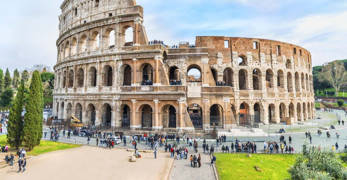 Rome: Colosseum, Palatine Hill, and Roman Forum Guided Tour - Inclusions and Equipment