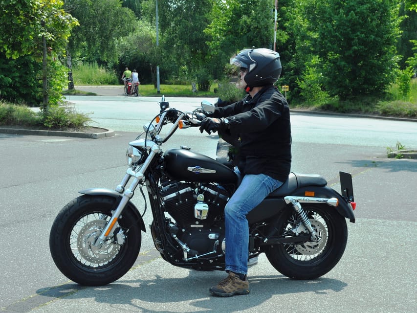 Rostock: Harley-Davidson Sportster XL1200CB Rental - Booking and Reservation Details