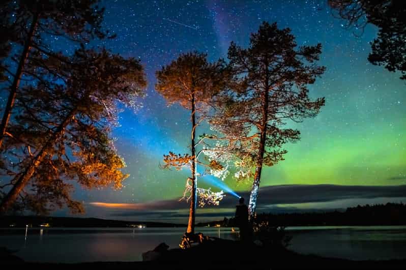 Rovaniemi: Aurora Borealis Autumn Picnic - Included Amenities and Services