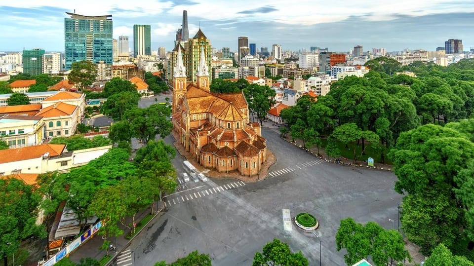 Saigon City Tour Half Day By Car - Ben Thanh Market