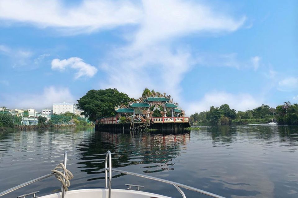 Saigon River Tour to Dragon Floating Temple by Speed Boat - Key Attractions