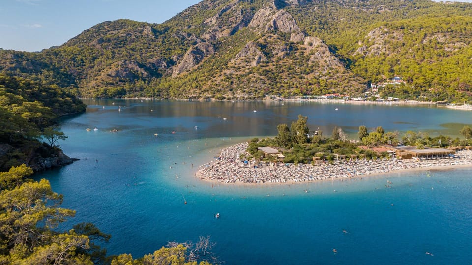 Sail Turkey: Gulet Cruise Fethiye to Olympos - Included Amenities