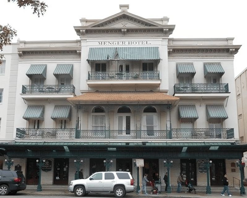 San Antonio : Highlights Walking Tour With A Guide - Booking Information