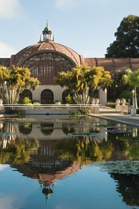 San Diego : Must-See Attractions Walking Tour With A Guide - Historical Significance of Landmarks