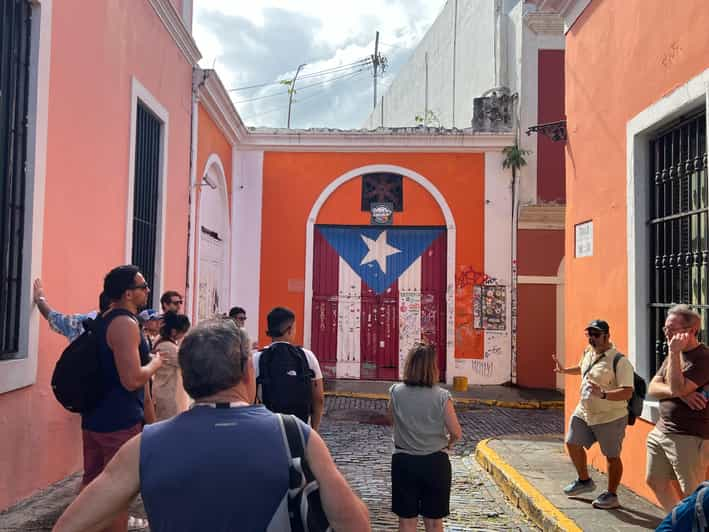 San Juan: History, Legends, & Highlights Guided Walking Tour - Architectural Styles and Landmarks