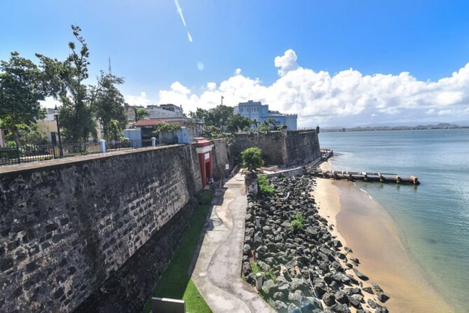 San Juan: Walking Tour With Expert Guide - Tour Highlights