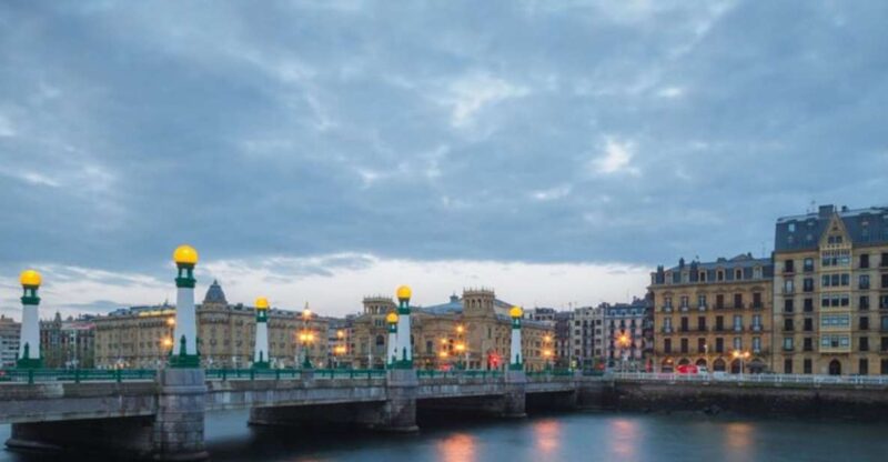 San Sebastian: Private Custom Walking Tour With a Guide - Tour Logistics