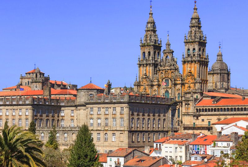 Santiago Compostela Private Day Trip From Porto - Transportation and Logistics