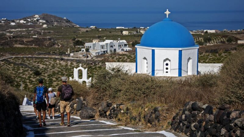 Santorini: Cooking Class and Easy Hike - Itinerary Breakdown
