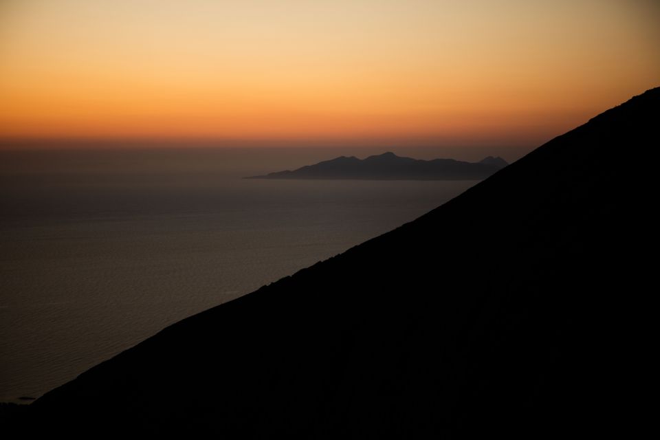 Santorini: Sunrise Photography Workshop - Photography Experience