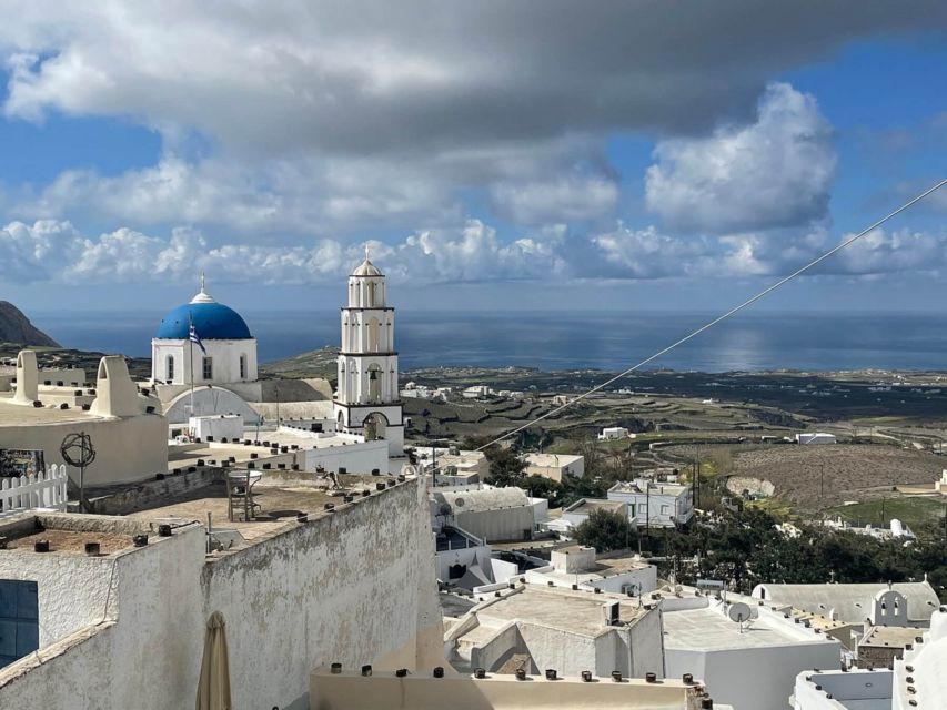 Santorini: Traditional Villages and Akrotiri Private Tour - Exploring Pyrgos