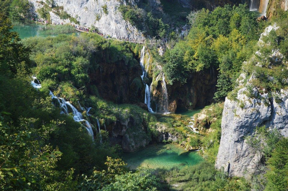 Scenic Plitvice Lakes Day Trip From Split - Transportation and Driver