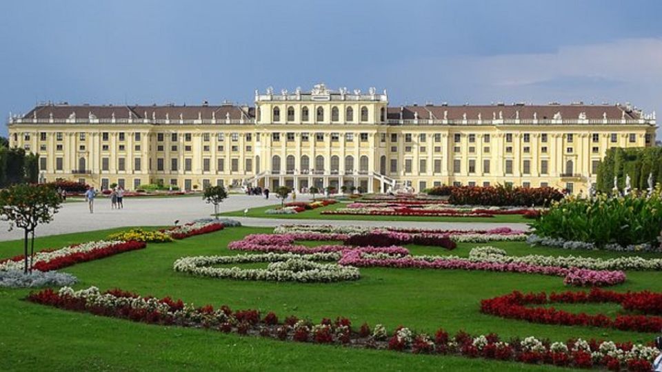 Schönbrunn Grand Tour: Private Skip-the-Line Walking Tour - Tour Details and Accessibility