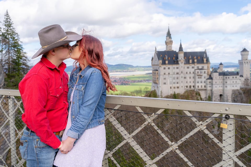 Schwangau: Private Photoshoot at Neuschwanstein Castle - Photographer Details