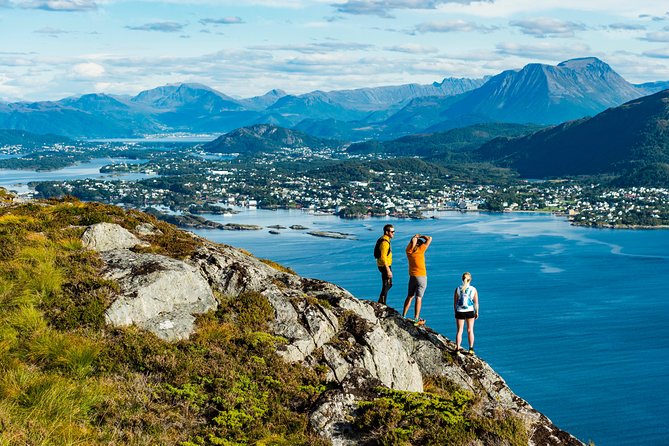 Seakayak And Hike in Ålesund - Meeting and Logistics