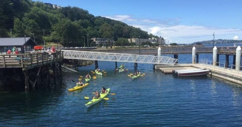 Seattle: Alki Lighthouse Sea Kayak Tour - Tour Highlights