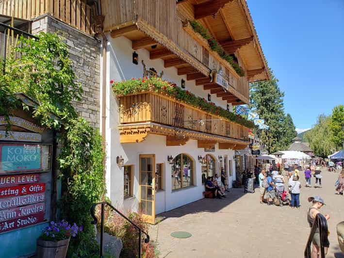 Seattle to Leavenworth Private Driving Tour - Experience in Leavenworth