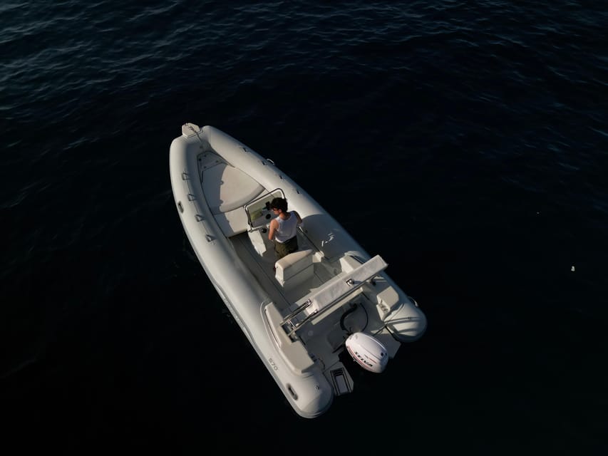 Self-Driving Boat From Marina Grande Di Sorrento - Included Services and Amenities