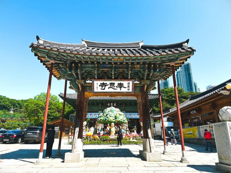 Seoul Beauty And Skin Care Experience - Meeting and Transportation