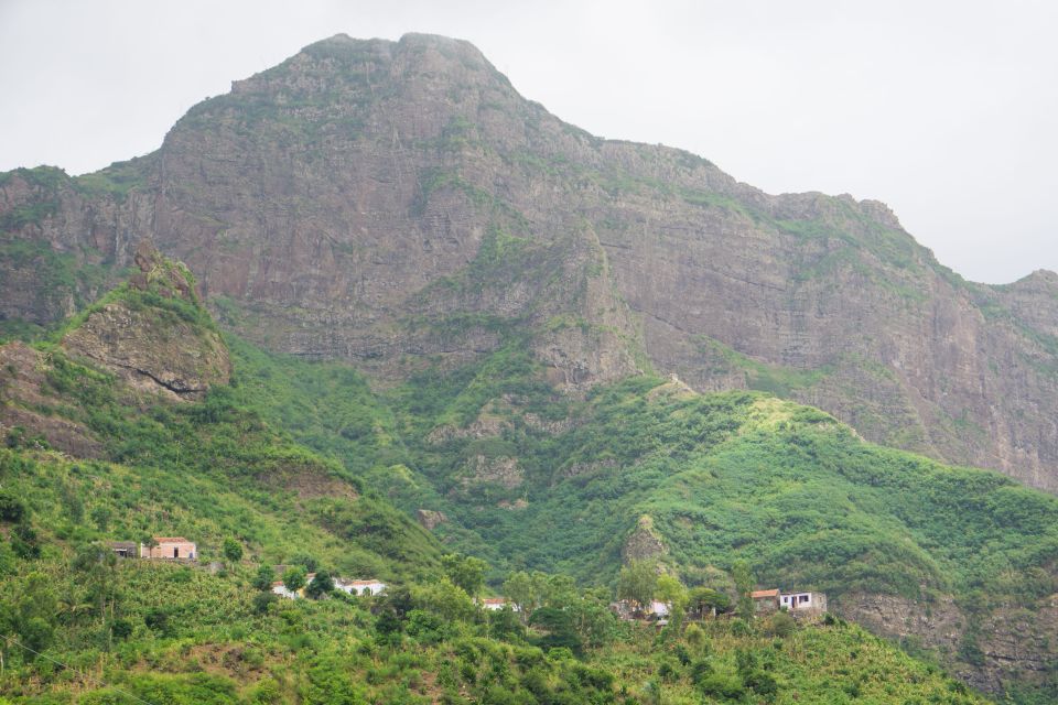 Serra Malagueta Natural Park: Hike to Gongon Valley & Lunch - Included in the Package