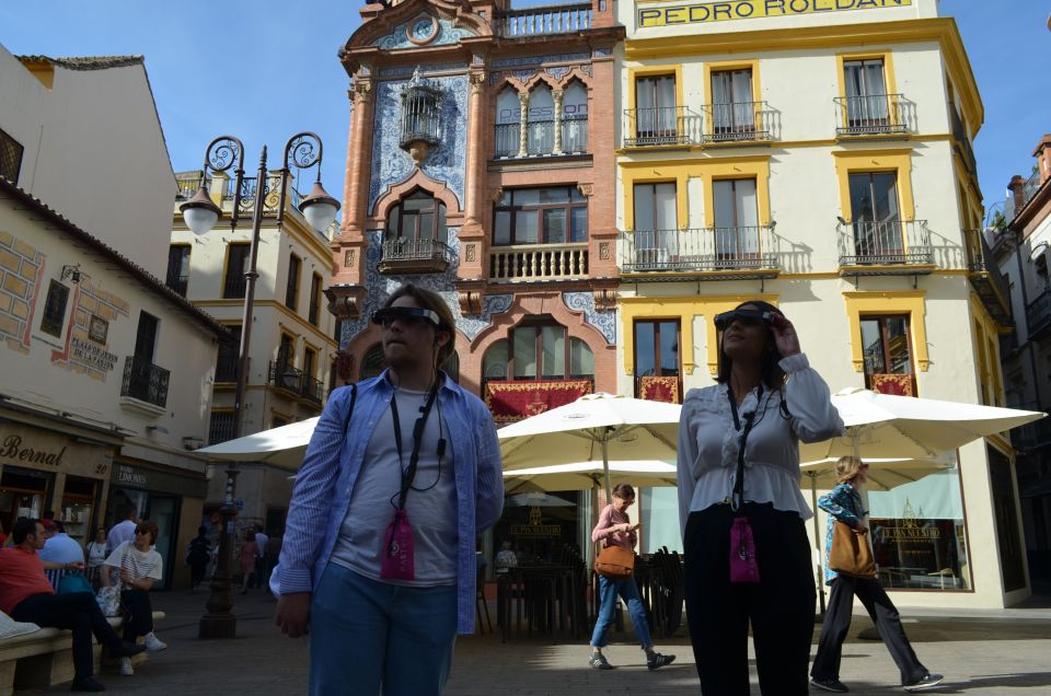 Seville: Alcazar Guided Tour With VR City Tour & Roof Lunch - Itinerary: City Tour