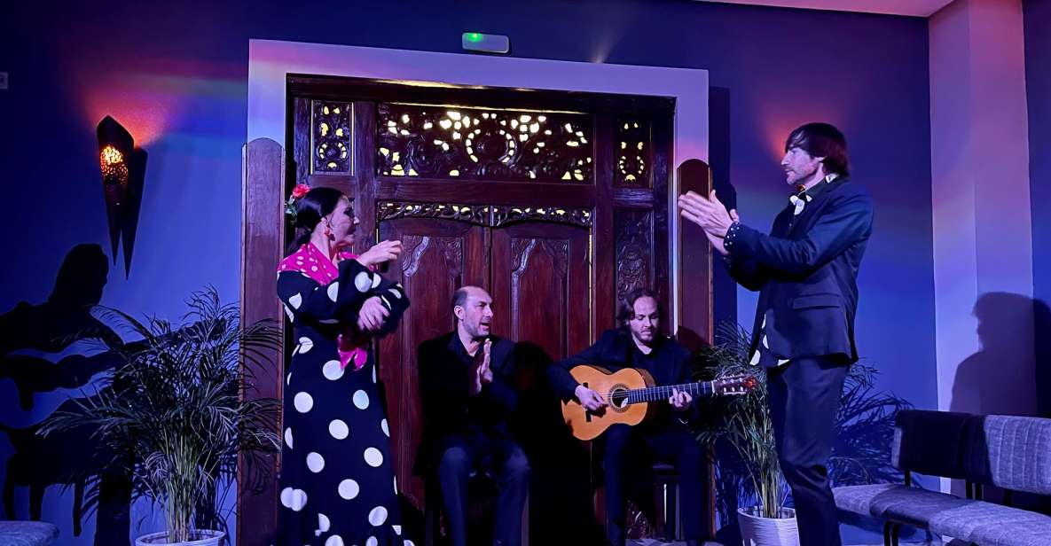 Seville: Flamenco Show at Tablao Almoraima in Triana - Show Highlights