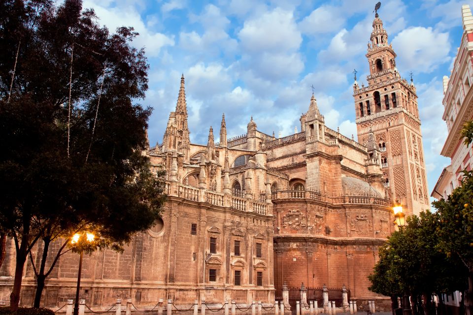 Seville: Royal Alcazar & Cathedral Private Tour - Inclusions