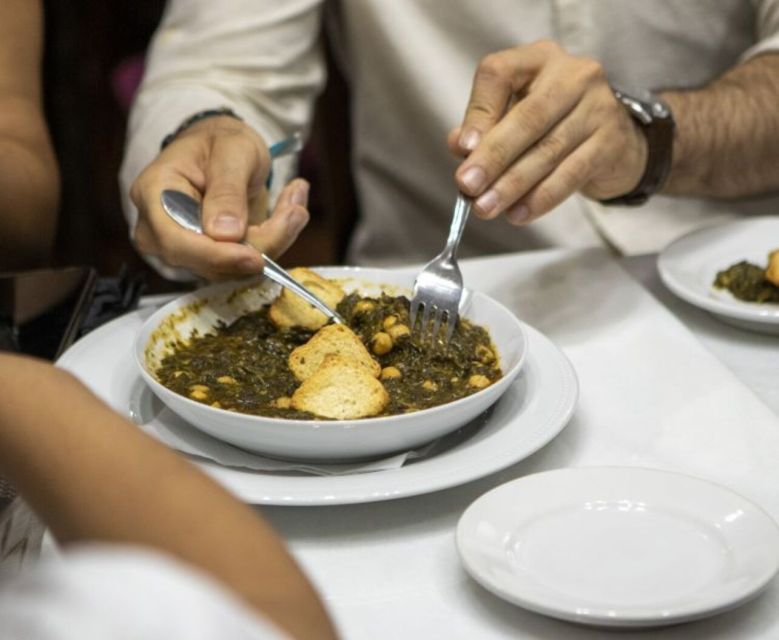 Seville: Tapas and Wine Tasting Tour - Meeting Point and Accessibility