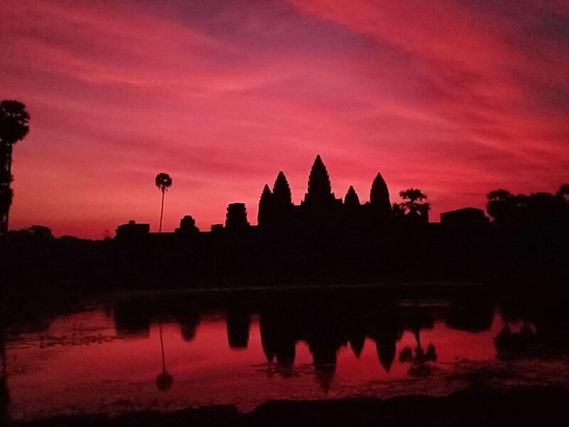 Sharing Tour With Sunrise at Angkor Wat Temple. - Included Services