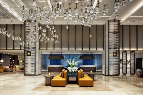 Sheraton Los Angeles San Gabriel - Amenities and Services