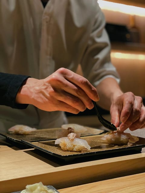 Shibuya: Omakase Food Tour With English Guide - Omakase Dining Explained